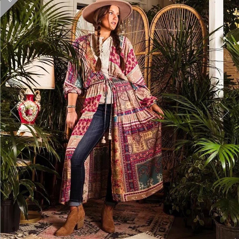 Gimmicks - Multi-colored long kimono